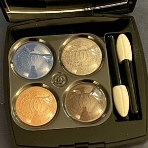 NWT CHANEL COCO JEAN EYESHADOW - SOLD OUT ON CHANEL US WEBSITE - LIMITED EDITION